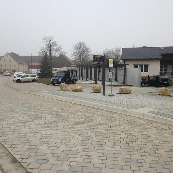 Neugestaltung des Dorfplatzes 